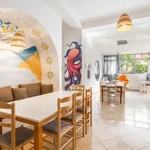 Hostel Hasta La Vista, Sarandë